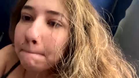 Snapshot of angelicasn0w chatting on 01/03/25, 06:14 AngelicaSnow AngelParis online show from 01/03/25, 06:14