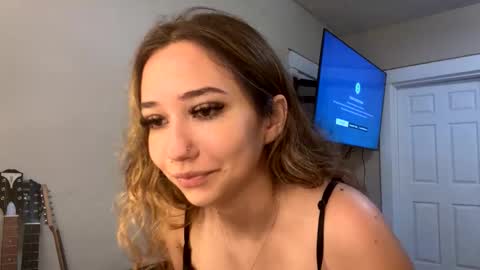 Snapshot of angelicasn0w chatting on 01/06/25, 08:39 AngelicaSnow AngelParis online show from 01/06/25, 08:39