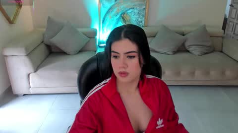  Angelica Vega  online show from 10/12/25, 05:12