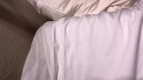 Snapshot of angeliccreamyrican chatting on 12/20/25, 03:35 angeliccreamyrican online show from 12/20/25, 03:35