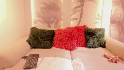 Angelie Rose  online show from 07/25/26, 01:19