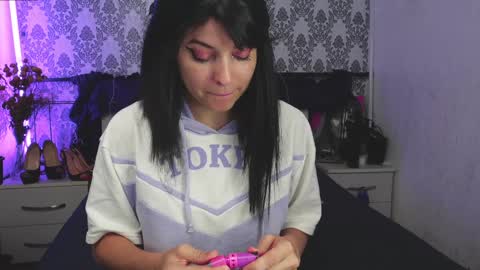 Angelika Rouge online show from 09/09/25, 04:17