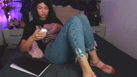 Angelika Rouge online show from 09/18/25, 03:58