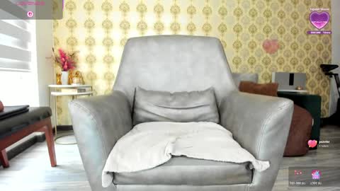 angelina_class_7 online show from 05/11/26, 04:04
