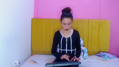 Snapshot of angelinabrookcm101 chatting on 12/03/24, 03:09 Angelina Brook online show from 12/03/24, 03:09