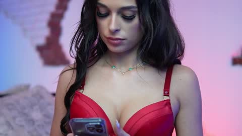 Snapshot of angelinagia chatting on 12/07/24, 04:09  Angelina  online show from 12/07/24, 04:09