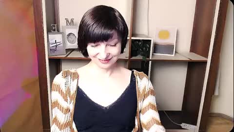 Snapshot of angelinalov_ chatting on 04/06/26, 08:04 Angelina online show from 04/06/26, 08:04