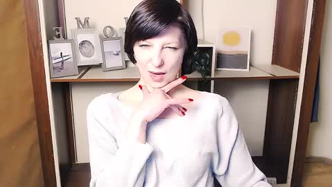 Snapshot of angelinalov_ chatting on 04/10/26, 08:41 Angelina online show from 04/10/26, 08:41