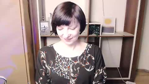 Snapshot of angelinalov_ chatting on 04/12/26, 08:41 Angelina online show from 04/12/26, 08:41