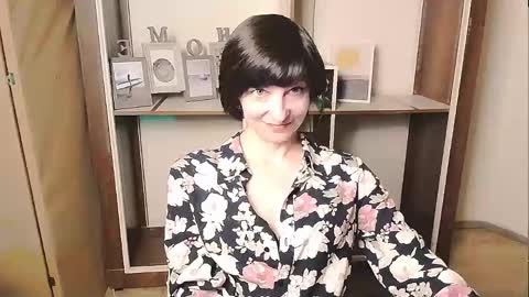 Snapshot of angelinalov_ chatting on 05/06/26, 08:41 Angelina online show from 05/06/26, 08:41