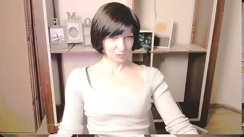 Snapshot of angelinalov_ chatting on 05/15/26, 07:59 Angelina online show from 05/15/26, 07:59