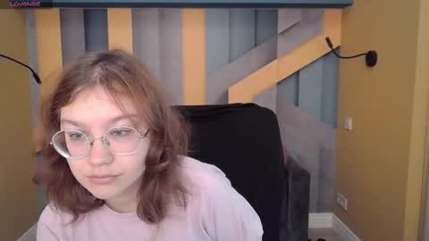 AngelinaLow online show from 11/02/25, 06:27