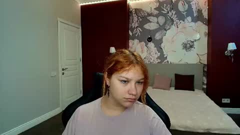 AngelinaLow online show from 06/28/26, 05:35