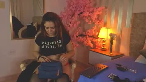 Snapshot of angelinarouse_ chatting on 03/08/26, 04:27 angelinarouse_ online show from 03/08/26, 04:27