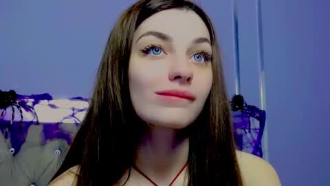 Angelina online show from 10/31/25, 07:42