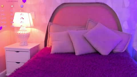 Snapshot of angeline__cute chatting on 04/07/26, 12:16 angeline online show from 04/07/26, 12:16