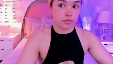 Snapshot of angeline__cute chatting on 05/06/26, 12:10 angeline online show from 05/06/26, 12:10