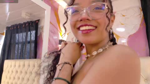 Snapshot of angeline_scot chatting on 05/01/26, 03:05 angeline_scot online show from 05/01/26, 03:05