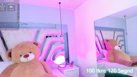 Snapshot of angelineheet chatting on 01/15/26, 03:44 Angeline Heet online show from 01/15/26, 03:44