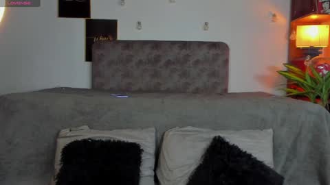 angelinepossy online show from 12/17/24, 11:05