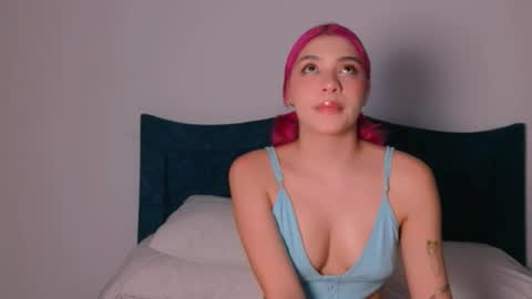 Angelinhaa  online show from 11/20/25, 01:28