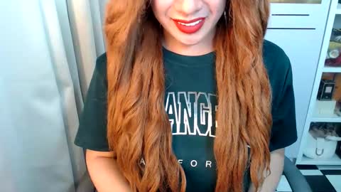 Snapshot of angelinnaxxx chatting on 04/03/26, 06:06 Anglina online show from 04/03/26, 06:06