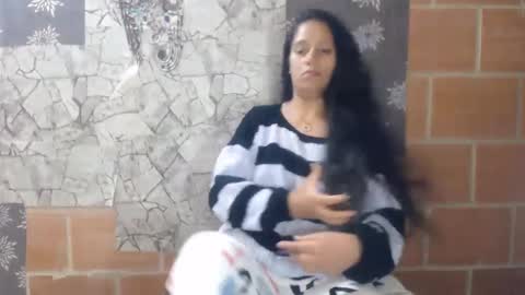 Snapshot of angelitaa_hot chatting on 03/12/25, 03:57 angela online show from 03/12/25, 03:57