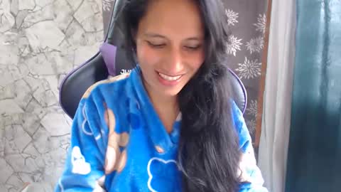 Snapshot of angelitaa_hot chatting on 03/31/26, 03:56 angela online show from 03/31/26, 03:56