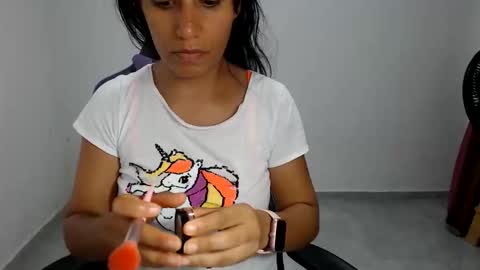 Snapshot of angelitaa_hot chatting on 06/08/26, 07:25 angela online show from 06/08/26, 07:25