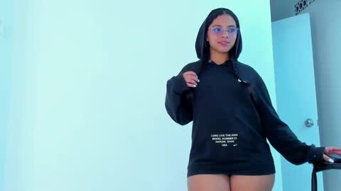 A F R O D I T A online show from 10/30/25, 12:17