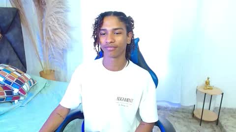 Angel online show from 12/18/25, 08:59