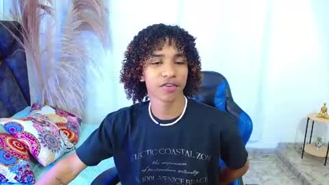 Angel online show from 04/27/26, 08:51