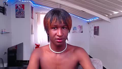 Danielle online show from 02/12/25, 06:19