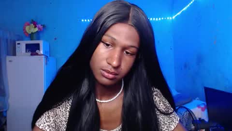 Danielle online show from 09/17/25, 05:36