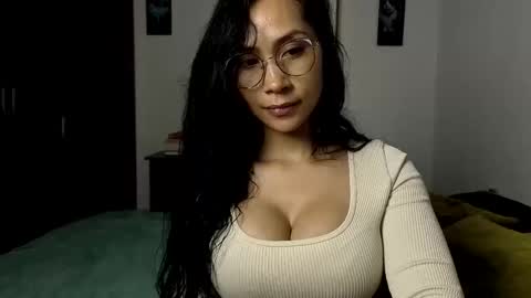 Snapshot of angellaisabella chatting on 01/05/26, 09:29 ANGELA ISABELLA online show from 01/05/26, 09:29