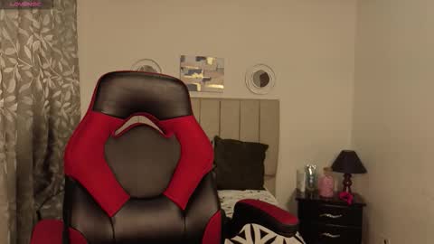 Snapshot of angellaisabella chatting on 02/09/26, 04:44 ANGELA ISABELLA online show from 02/09/26, 04:44