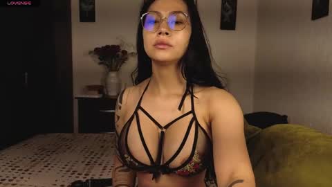 Snapshot of angellaisabella chatting on 04/27/26, 12:25 ANGELA ISABELLA online show from 04/27/26, 12:25