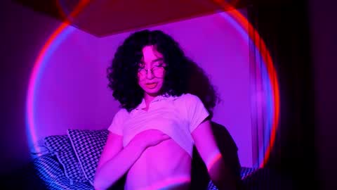 Snapshot of angellike_doll chatting on 02/14/26, 01:46 Angellike online show from 02/14/26, 01:46