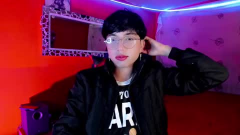 Angel  online show from 10/10/25, 09:52