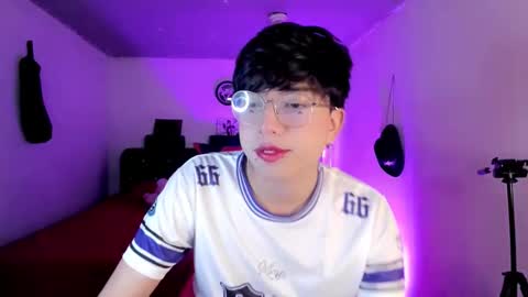 Snapshot of angellonfire chatting on 01/18/26, 04:05 Angel online show from 01/18/26, 04:05