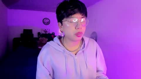 Snapshot of angellonfire chatting on 02/22/26, 05:30 Angel online show from 02/22/26, 05:30