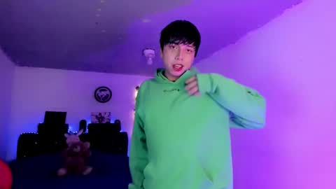 Snapshot of angellonfire chatting on 03/13/26, 05:03 Angel online show from 03/13/26, 05:03