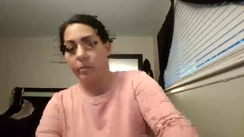 Snapshot of angelmarie7 chatting on 10/25/25, 10:37 Angel Marie online show from 10/25/25, 10:37