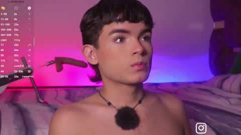 Angelo I work from home this is my room  online show from 10/31/25, 03:18