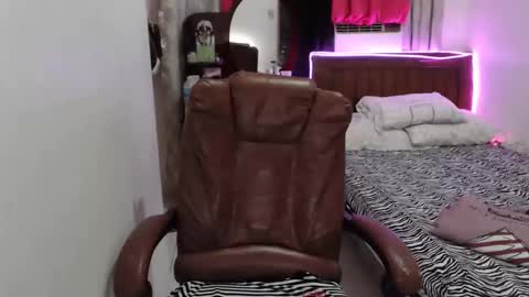 sabina online show from 12/15/25, 07:07