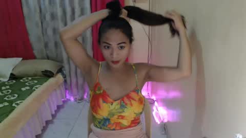 Snapshot of angelofcumx chatting on 06/14/26, 01:36 sabina online show from 06/14/26, 01:36