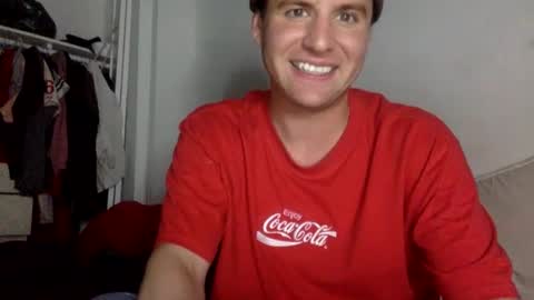 Snapshot of angelofdesire9 chatting on 09/25/25, 05:00 Angel online show from 09/25/25, 05:00