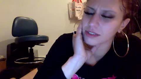 Snapshot of angelofdesire9 chatting on 10/21/25, 02:34 Angel online show from 10/21/25, 02:34