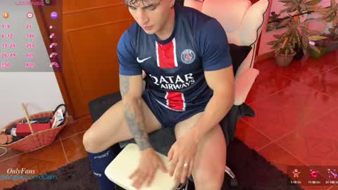 Snapshot of angeloferro1 chatting on 12/09/24, 03:44 Angelo Ferro online show from 12/09/24, 03:44