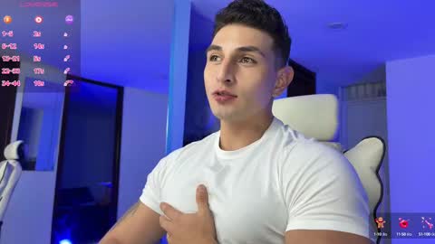 Snapshot of angeloferro1 chatting on 03/08/25, 01:06 Angelo Ferro online show from 03/08/25, 01:06